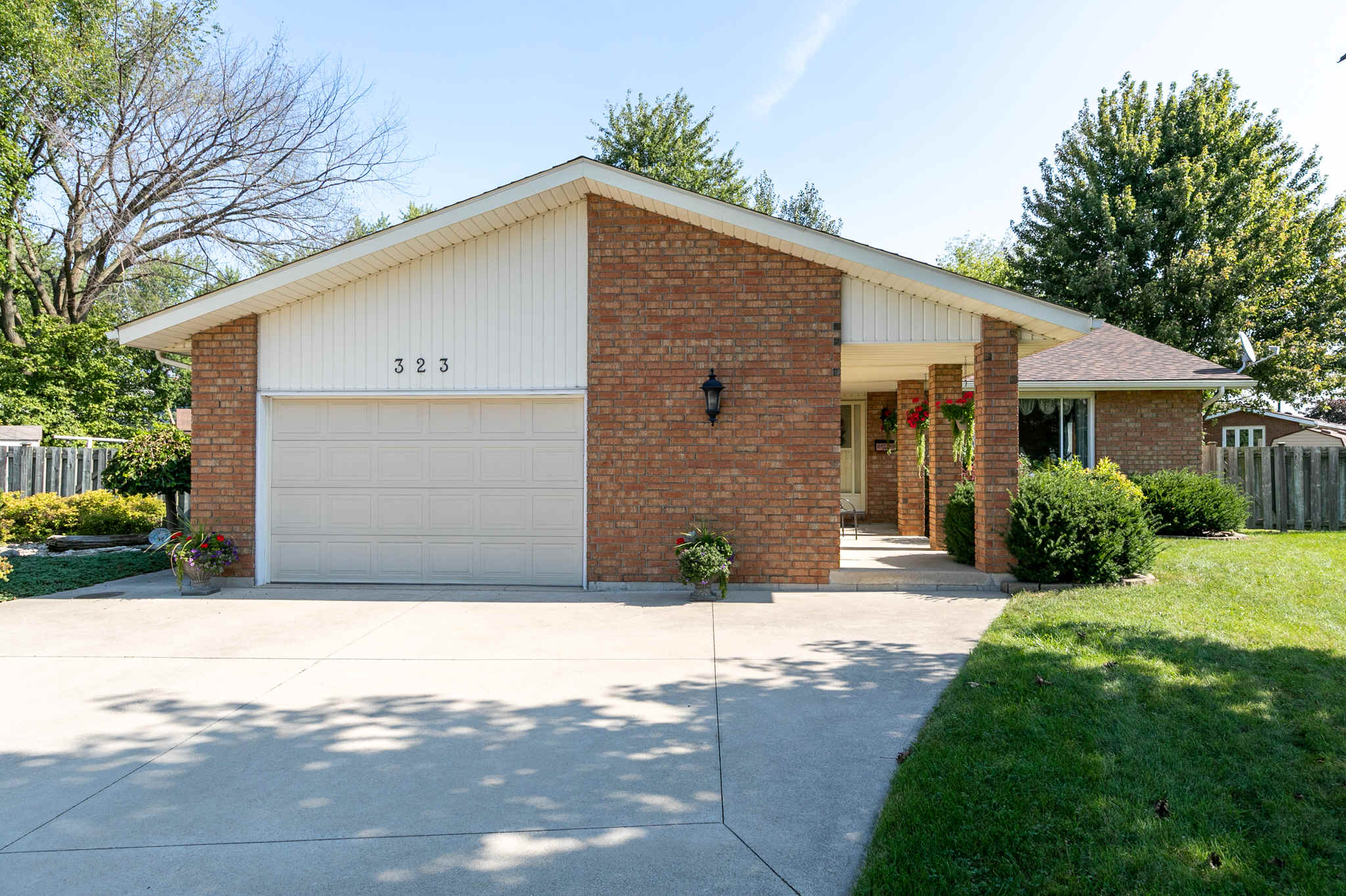 (A) Buying, Selling Homes Belle River, Lakeshore, Windsor, Essex